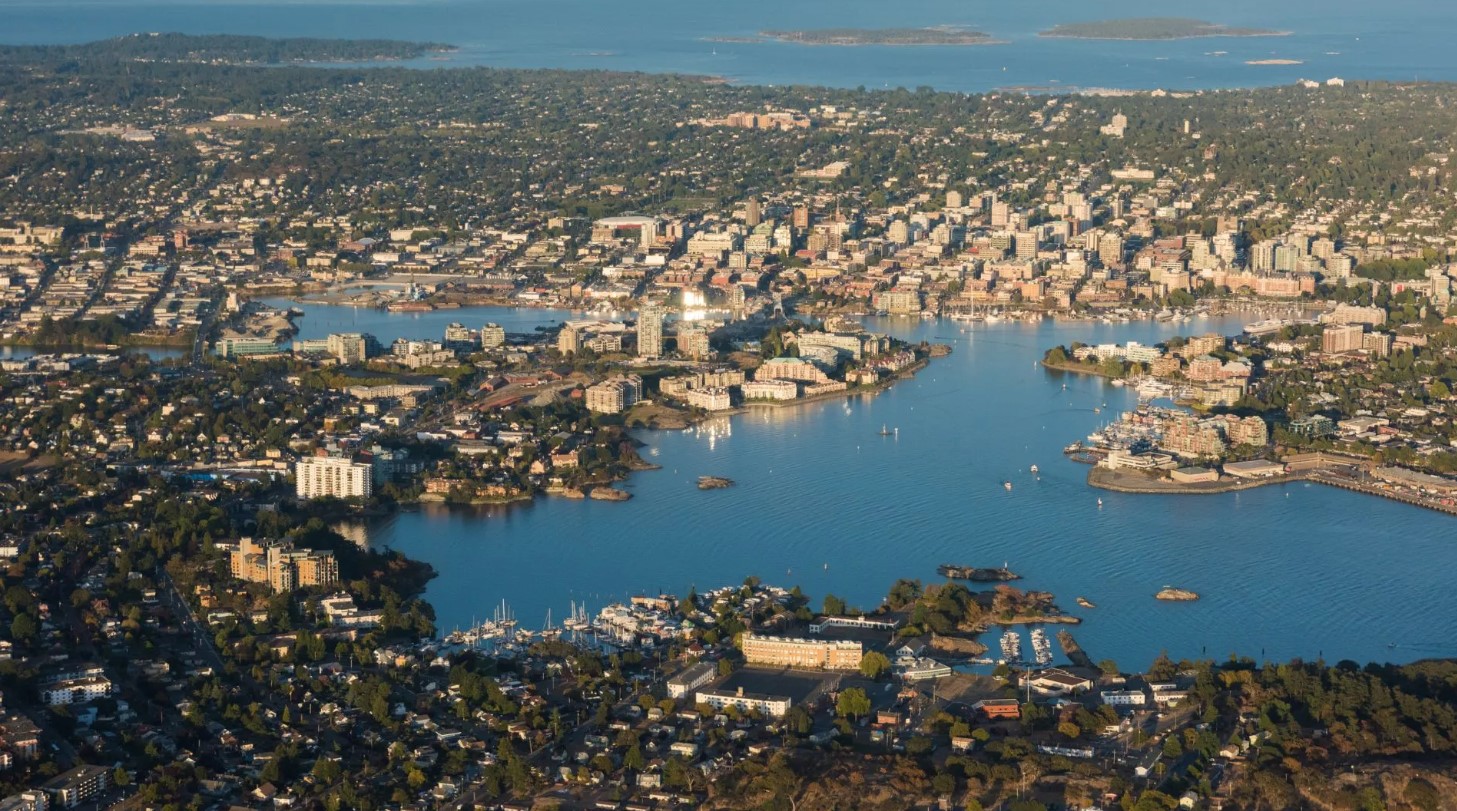 Neighbourhood Associations Band Together to Pursue Solution